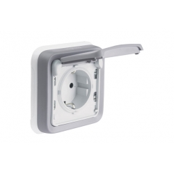 Base enchufe doble exterior IP 55 serie Plexo