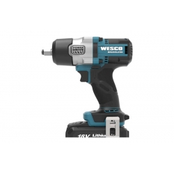 LLAVE DE IMPACTO 700NM BATERIA 4.0 AH Y CARGADOR