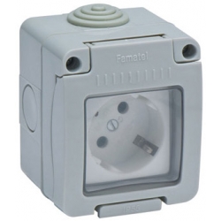 BASE ENCHUFE ESTANCO TT FAMATEL IP55 16A 19068